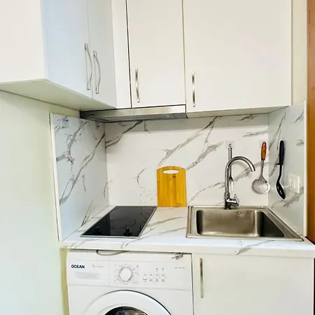 Cozy In Lungomare Appartement Vlorë